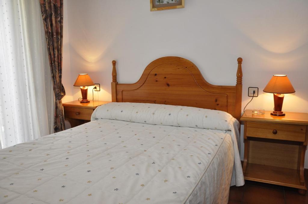 Hotel Castillo D'Acher Siresa Екстериор снимка
